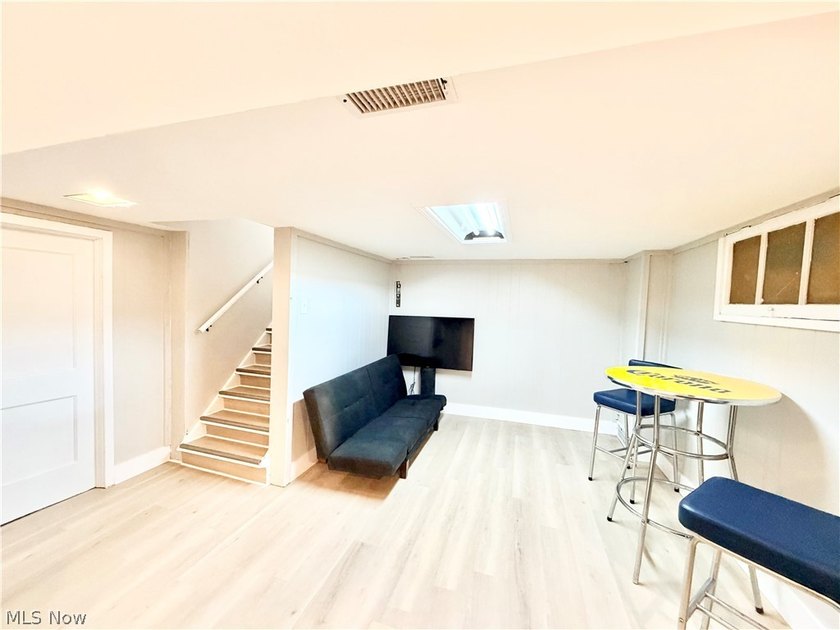 Welcome home to this fully remodeled, move-in-ready Cape Cod - photo 20