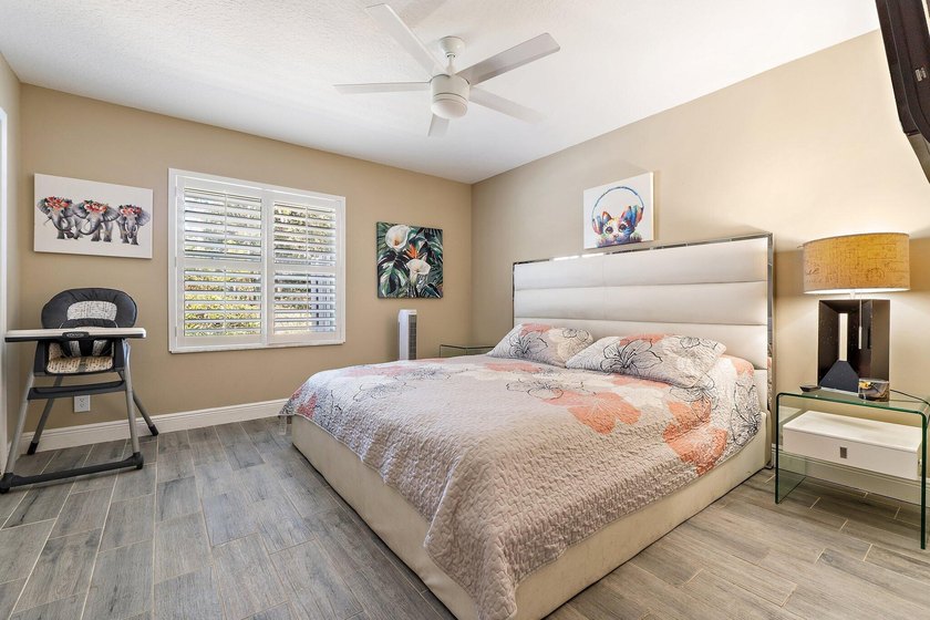 Short sale addendum must be included on all offers. 3 bedroom, 2 - photo 22
