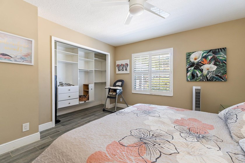 Short sale addendum must be included on all offers. 3 bedroom, 2 - photo 23