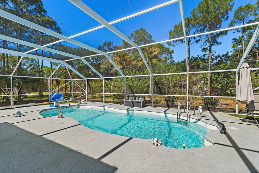 Short sale addendum must be included on all offers. 3 bedroom, 2 - photo 30