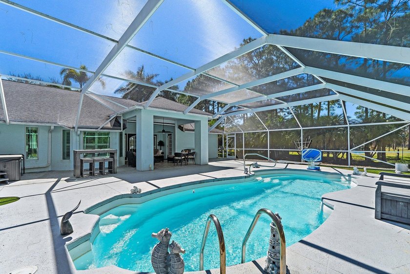 Short sale addendum must be included on all offers. 3 bedroom, 2 - photo 33