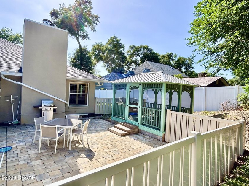 AMAZING POOL HOME IN ORMOND BEACH!! This gorgeous 4-bedroom - photo 50