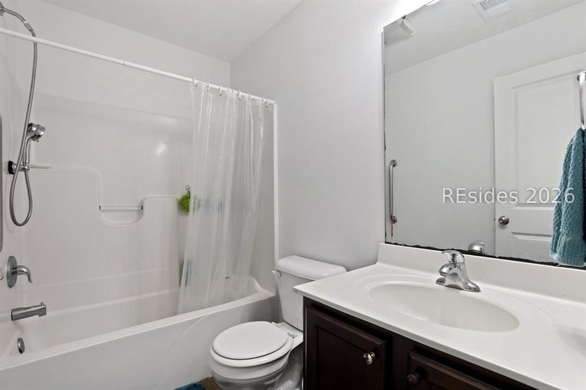 Offered at $400,000, this beautifully maintained 4-bedroom, 2 - photo 27