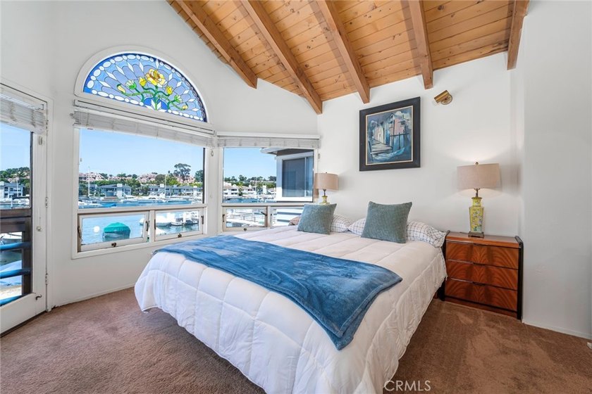 Furnished Winter Seasonal Rental. Defined by the charm of an - photo 24