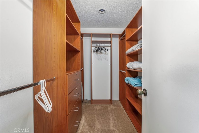 Furnished Winter Seasonal Rental. Defined by the charm of an - photo 35