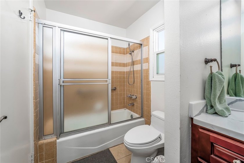 Furnished Winter Seasonal Rental. Defined by the charm of an - photo 38