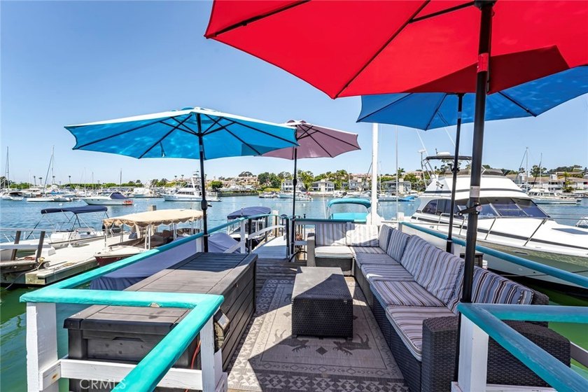Furnished Winter Seasonal Rental. Defined by the charm of an - photo 46
