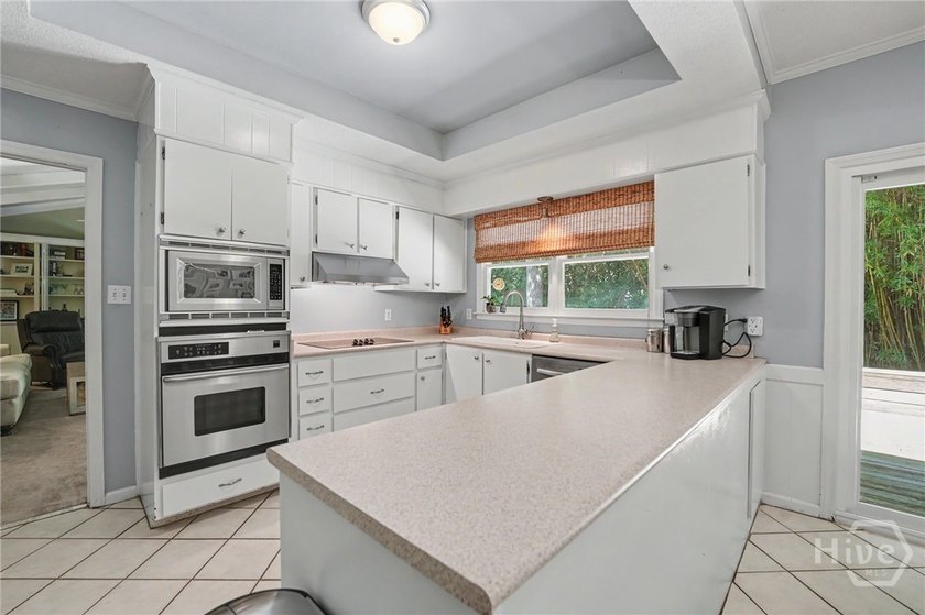 Welcome home to this beautifully maintained 4-bedroom, 2.5-bath - photo 21