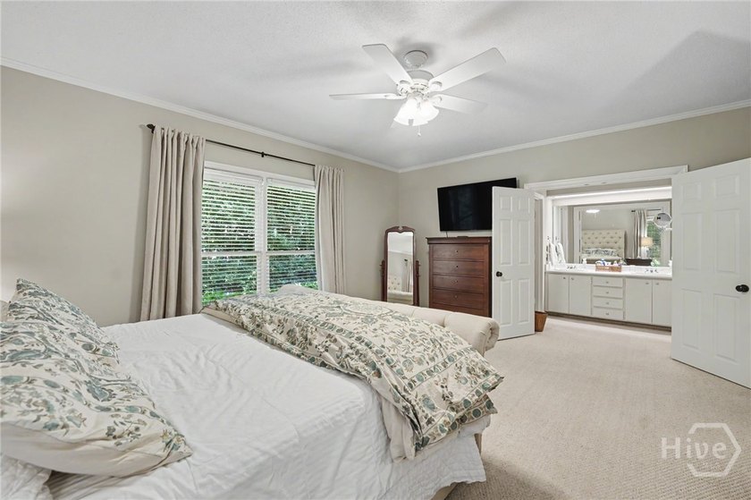 Welcome home to this beautifully maintained 4-bedroom, 2.5-bath - photo 34