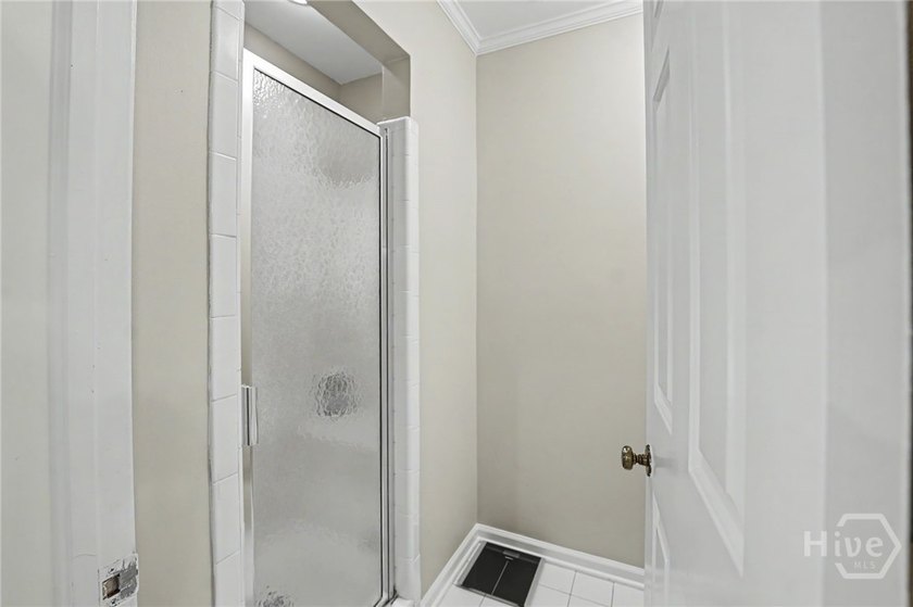 Welcome home to this beautifully maintained 4-bedroom, 2.5-bath - photo 36