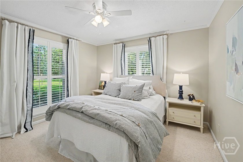 Welcome home to this beautifully maintained 4-bedroom, 2.5-bath - photo 44