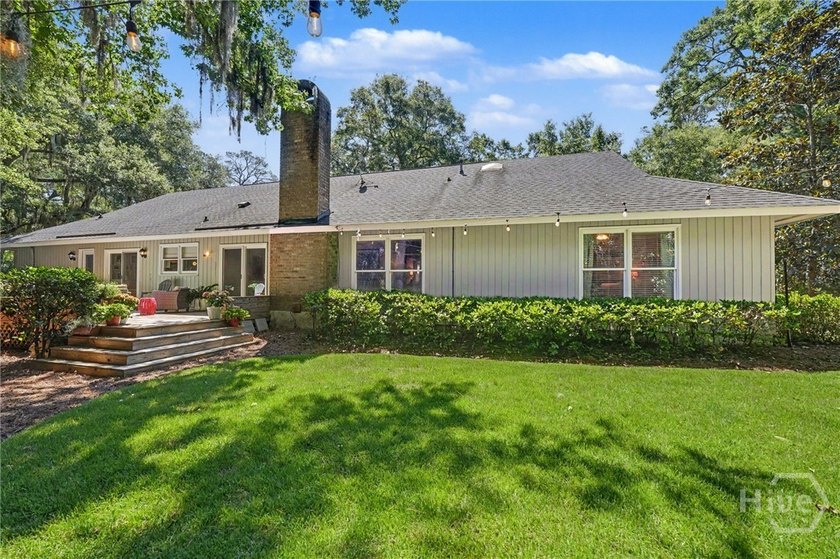 Welcome home to this beautifully maintained 4-bedroom, 2.5-bath - photo 53
