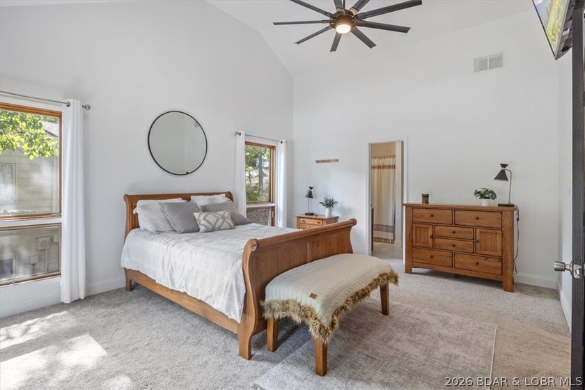 You will love this beautifully remodeled, partially furnished - photo 12