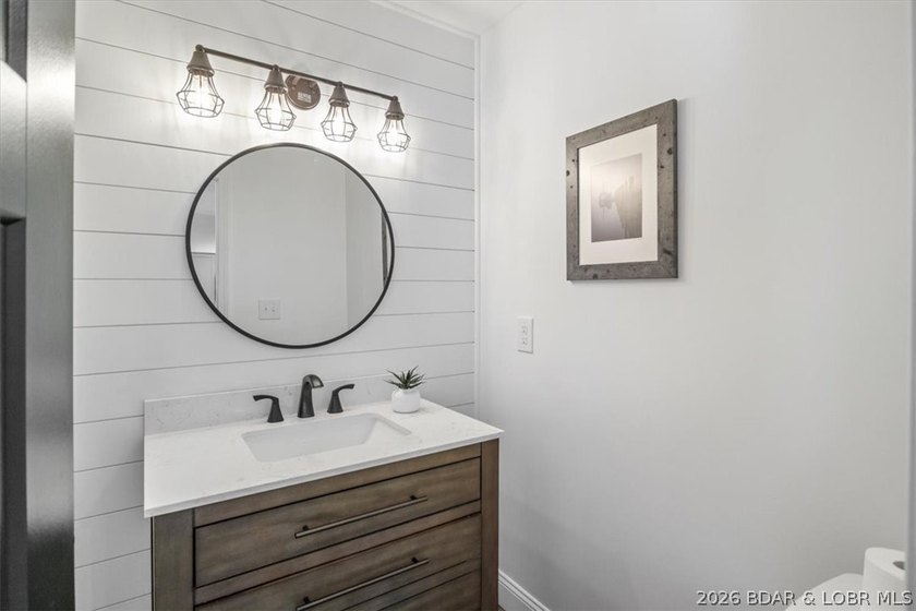 You will love this beautifully remodeled, partially furnished - photo 16