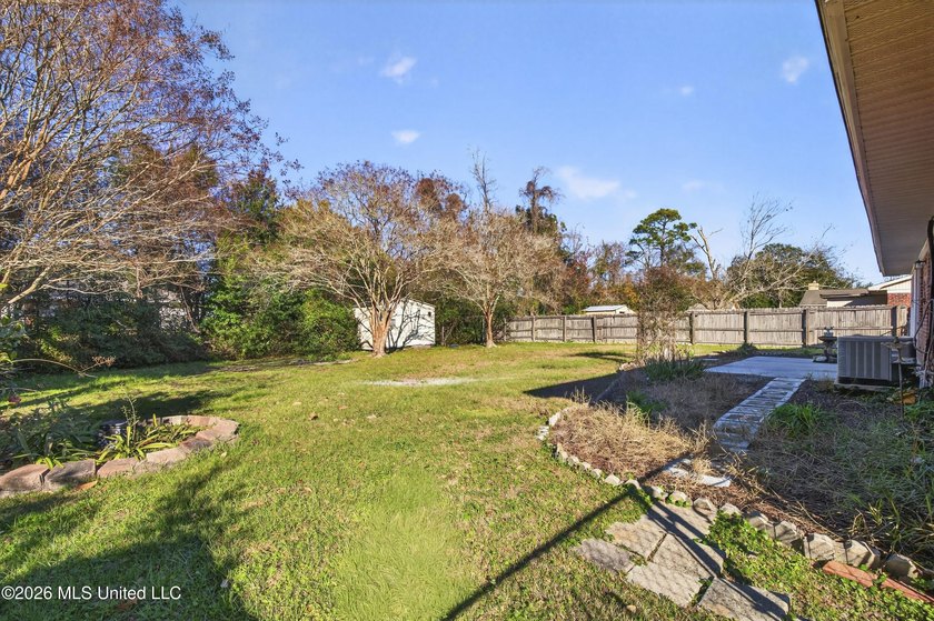 WOW !!! CHECK OUT THE NEW PRICE ON THIS CUTIE. RECENTLY UPDATED - photo 26