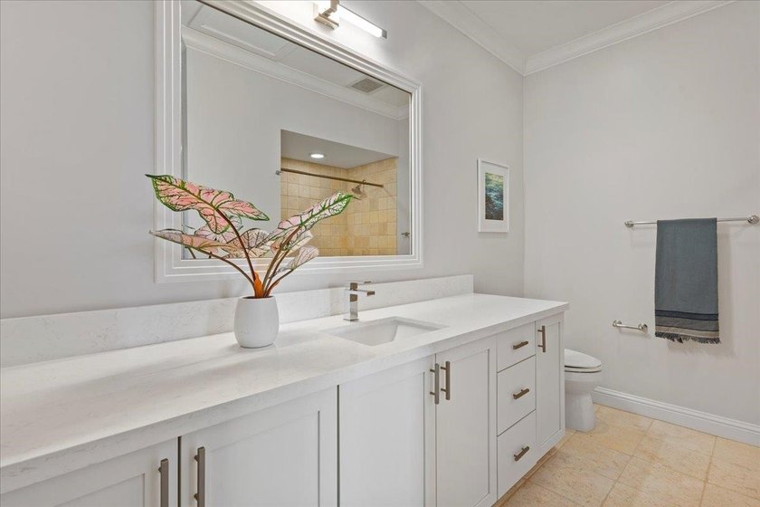 Welcome to Kai Malu 43B, beautifully remodeled in 2024, this - photo 32
