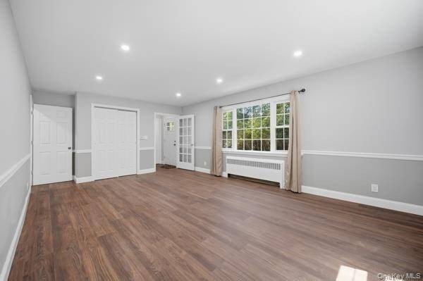 458 N Magee Street welcomes you to a 6br/,2bth DUPLEX, 2 updated - photo 14