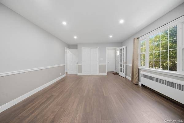 458 N Magee Street welcomes you to a 6br/,2bth DUPLEX, 2 updated - photo 15