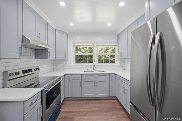 458 N Magee Street welcomes you to a 6br/,2bth DUPLEX, 2 updated - photo 18