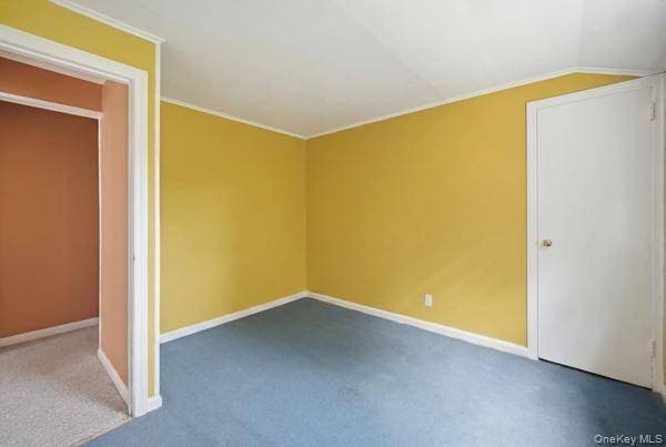 458 N Magee Street welcomes you to a 6br/,2bth DUPLEX, 2 updated - photo 28