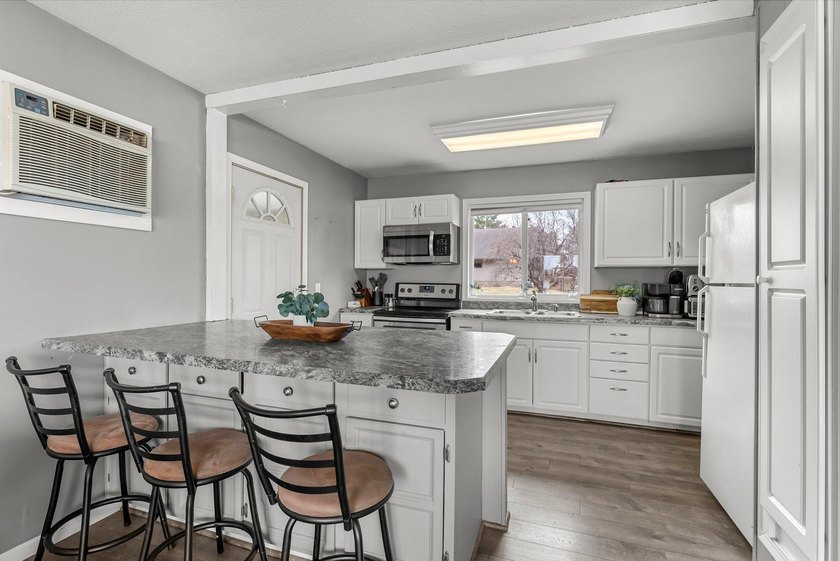 PLEASANT LAKE! Don't miss this rare opportunity to own 62 feet - photo 12