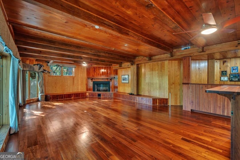 Welcome to a truly one of a kind country retreat nestled on 18 - photo 40