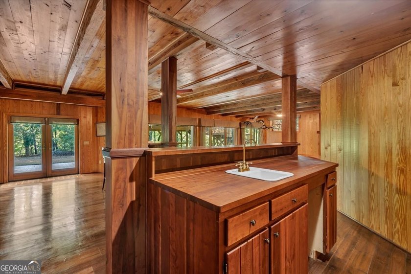 Welcome to a truly one of a kind country retreat nestled on 18 - photo 45