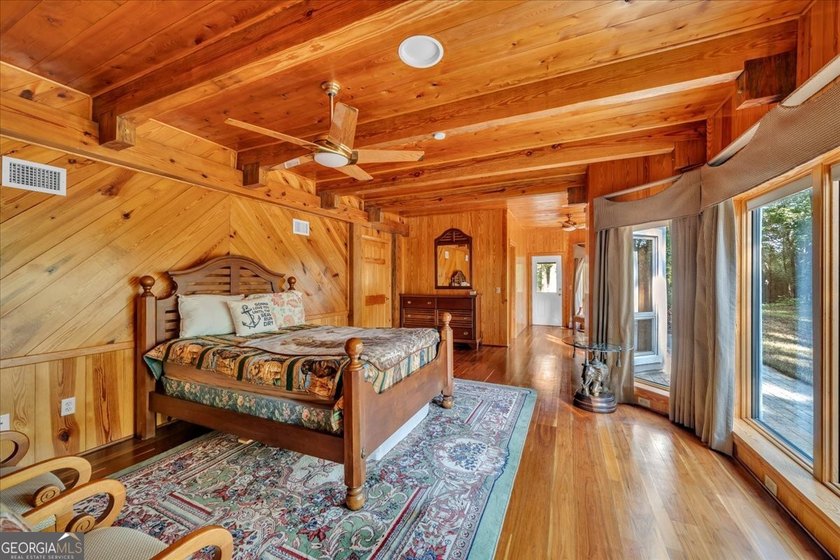 Welcome to a truly one of a kind country retreat nestled on 18 - photo 46