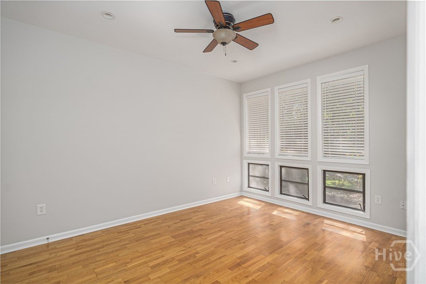 Don't miss this beautifully updated 4-bedroom, 3 full bathroom - photo 14