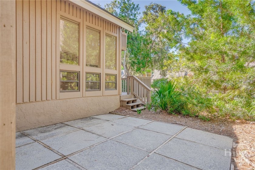 Don't miss this beautifully updated 4-bedroom, 3 full bathroom - photo 27