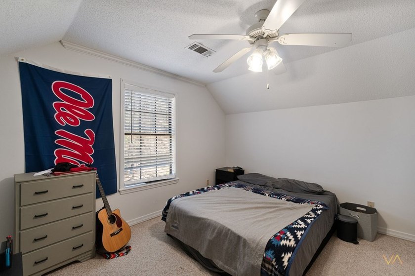 Dont miss this opportunity to own 7.24 acres, a 4 bedroom 3 1/2 - photo 32