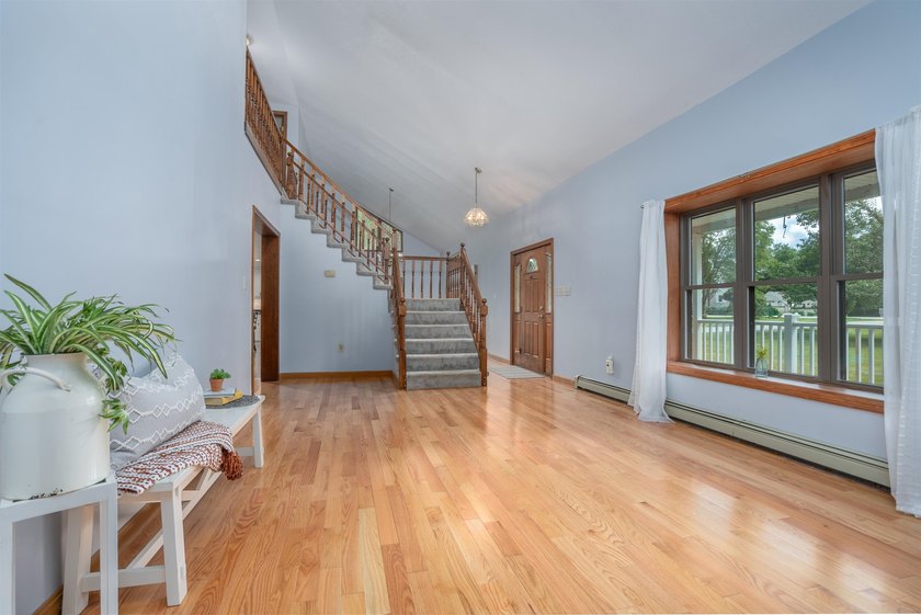 Sprawling and versatile, this impressive Loudon property offers - photo 16