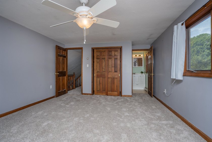 Sprawling and versatile, this impressive Loudon property offers - photo 18