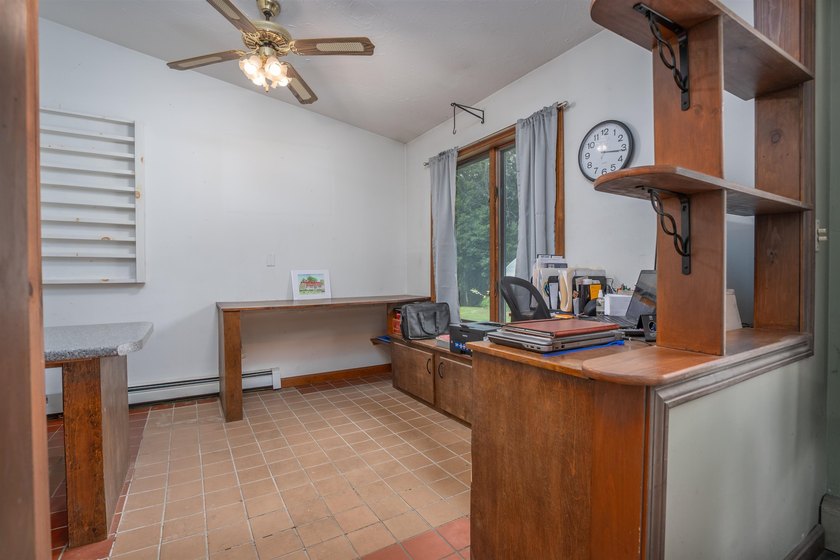 Sprawling and versatile, this impressive Loudon property offers - photo 33