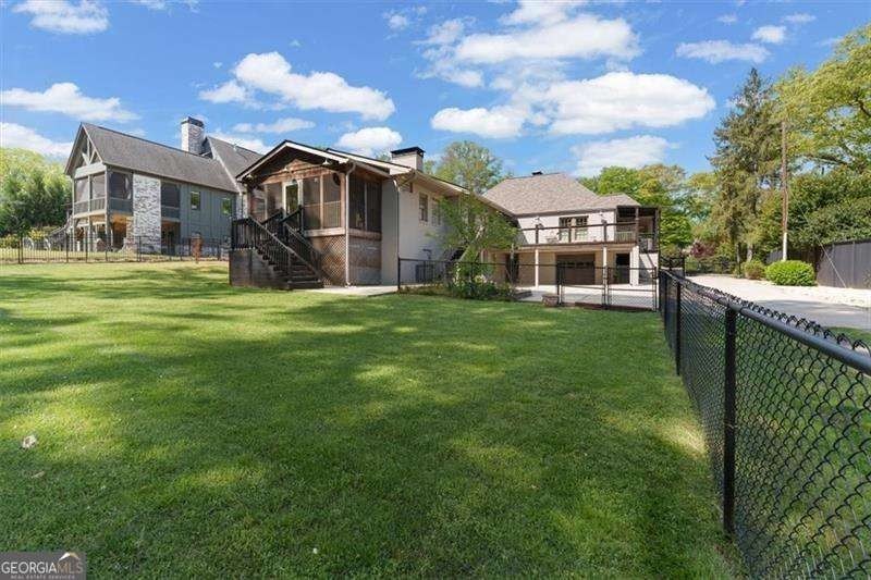 Welcome to this beautifully remodeled and extraordinarily unique - photo 46