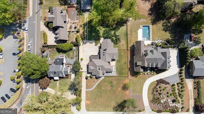 Welcome to this beautifully remodeled and extraordinarily unique - photo 50
