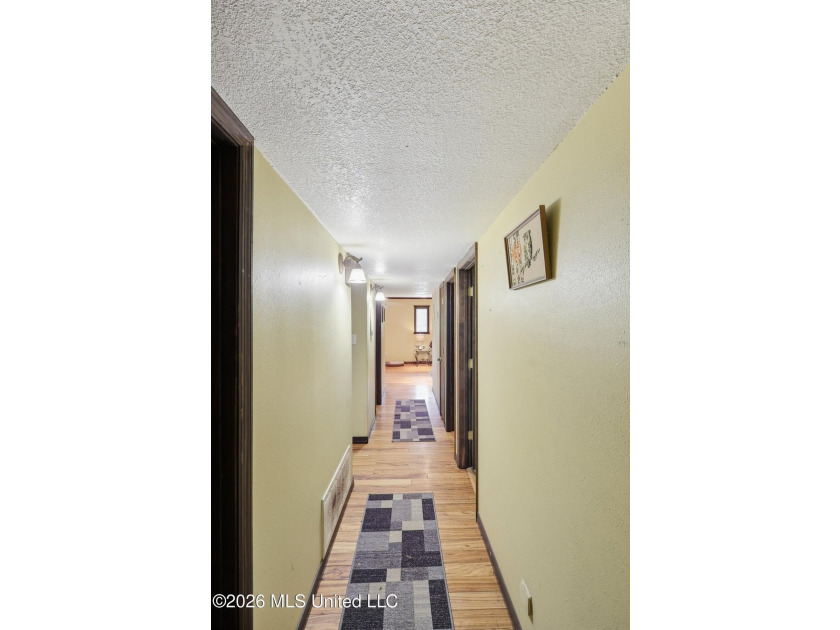 Welcome home to this spacious 4-bedroom, 2.5-bath ranch-style - photo 13