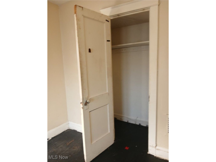 Charming Colonial with Great Potential in Cleveland! Welcome to - photo 17