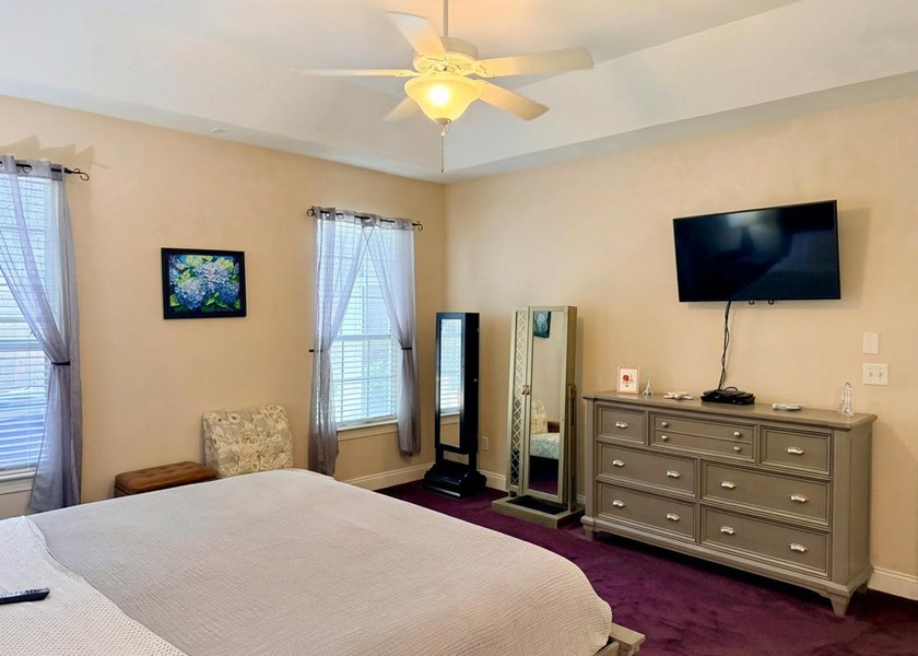 This beautiful, spacious home is located in the highly - photo 20