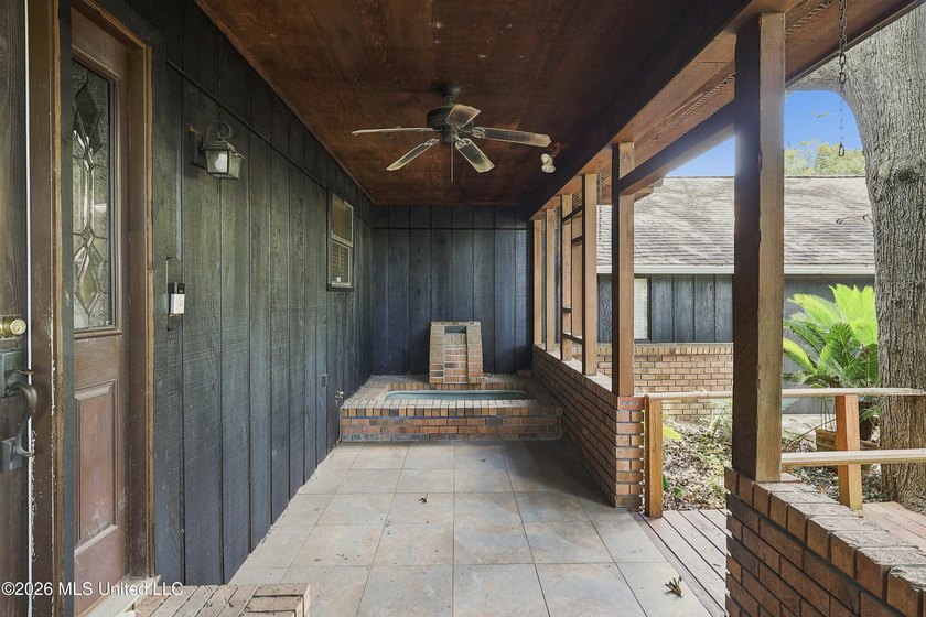 Welcome home to this spacious 4-bedroom, 2.5-bath ranch-style - photo 23