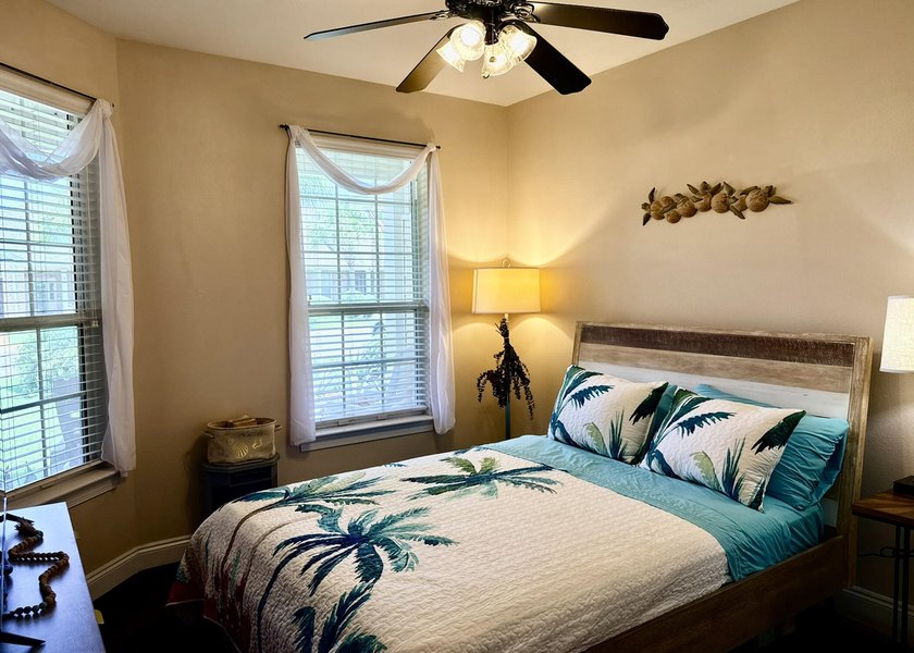 This beautiful, spacious home is located in the highly - photo 25