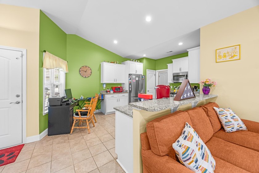 Well maintained &amp; well cared for single level Edisto Model by - photo 21
