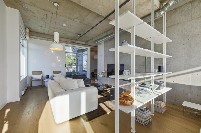Looking for a sophisticated loft with iconic Vancouver views? - photo 17