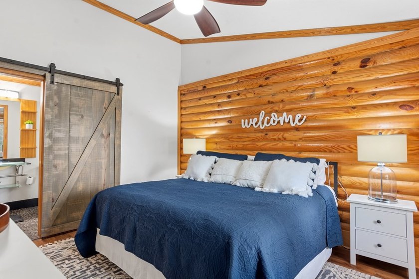 Don't miss this stunning lakefront log cabin on beautiful Lake - photo 49