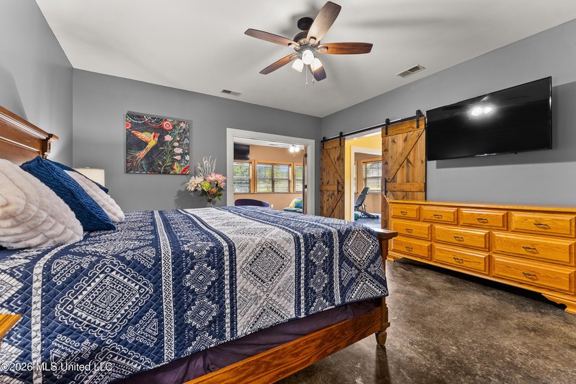 Welcome to 748 Bluegoose Road in Sarah MS, where rustic - photo 17