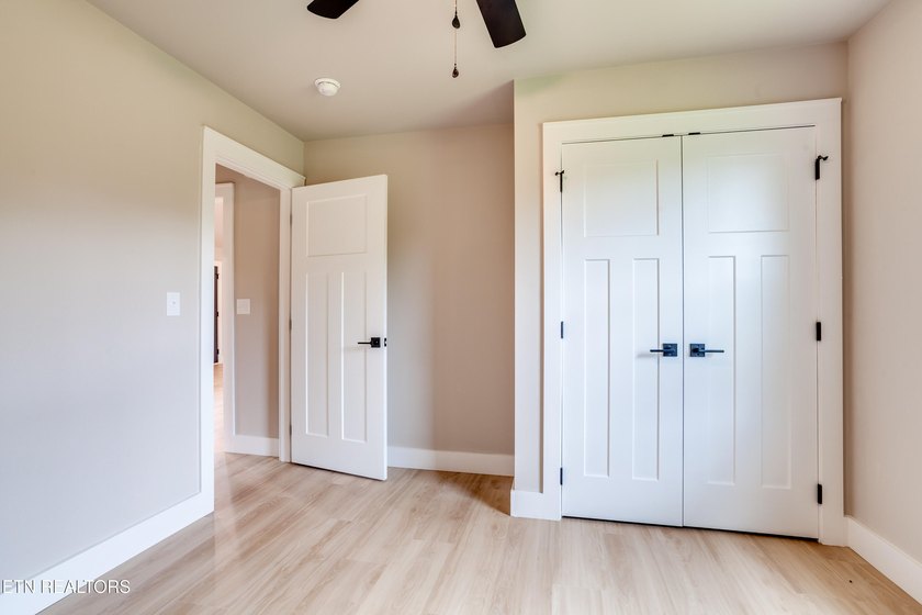 Welcome to this beautiful brand-new 3 bedroom, 2 bathroom home - photo 28