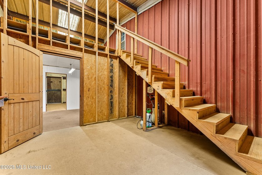 Welcome to 748 Bluegoose Road in Sarah MS, where rustic - photo 36
