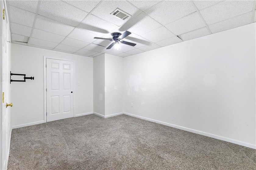 Don't miss this sprawling ranch with a bonus room and a mostly - photo 39