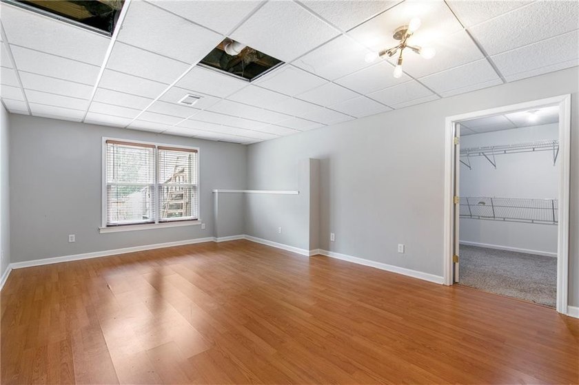 Don't miss this sprawling ranch with a bonus room and a mostly - photo 41