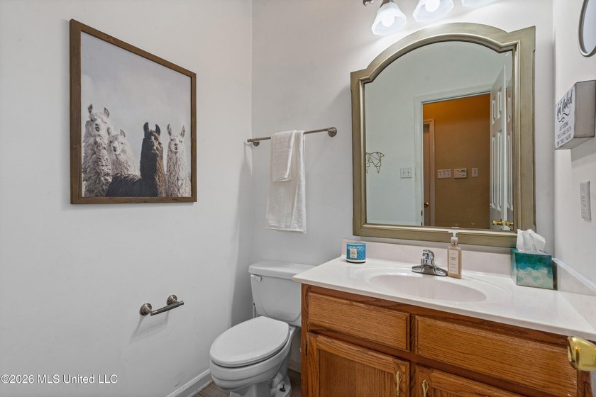 A Move-In Ready Gem in Pinehurst! This well-maintained 3-bedroom - photo 15